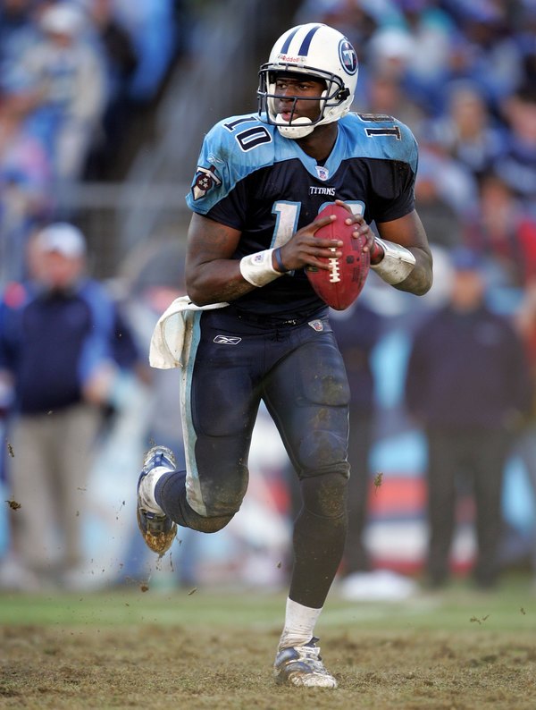 Vince Young Tennessee Titans Editorial Image - Image of tennesseetitans,  vinceyoung: 140206650